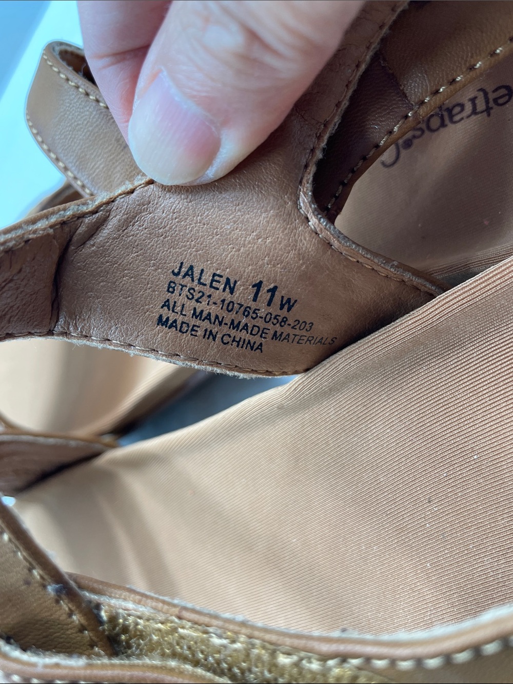 NEW! BareTraps JALEN Braided-Strap Comfort Sandals. 11W. - Picture 2 of 16